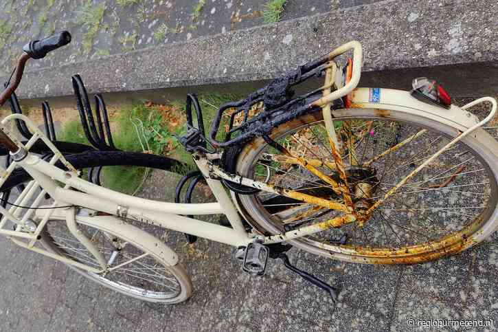 Aantal fietsen in de brand aan de Vuurtorengracht in Purmerend