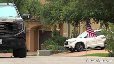 City of Bee Cave City allows HOAs to pay for extra police patrols