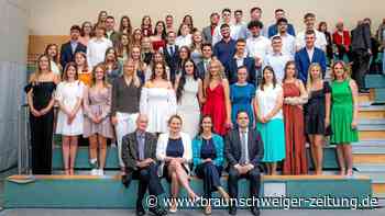 HBG in Wolfenbüttel entlässt 51 Abiturienten