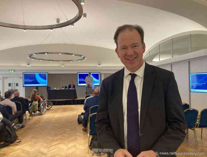 Transport Minister Jesse Norman helps launch brand new industry standard cycle-rail guidance for station and train operators