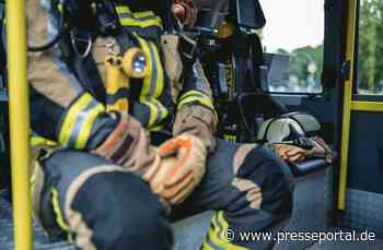 FW Hünxe: Pkw-Brand in voller Ausdehnung