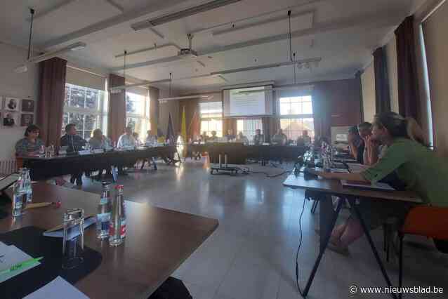 Oppositiepartij NPE neemt Pittems gemeentebestuur op de korrel tijdens bewogen gemeenteraad