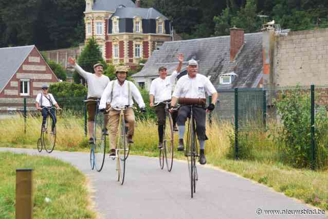 Met een hoge bi van Parijs naar London:  “Zonder ook maar één keer te remmen, want met deze fietsen kan dat niet”