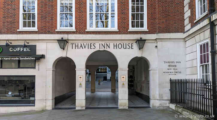 London’s Alleys: Thavies Inn, EC1