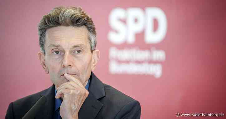 Mützenich kandidiert wieder als SPD-Fraktionschef