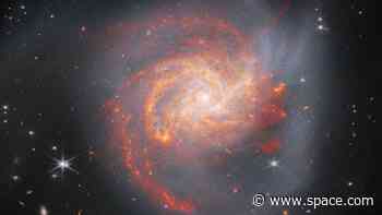 The James Webb Space Telescope spots the wreckage of a cosmic clash of the Titans (image)