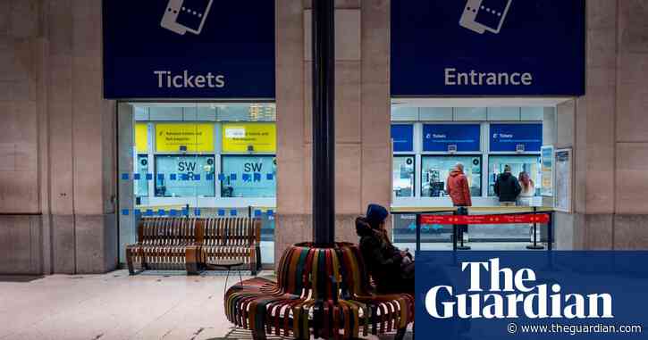 Labour criticises ‘rushed’ plans to shut hundreds of rail ticket offices in England