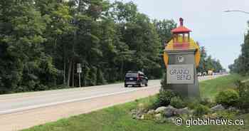 Man suffers head injury after trying to stop fight in Ontario beach town