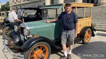 Antique cars from 1920s, '30s driving across Manitoba for fundraising campaign