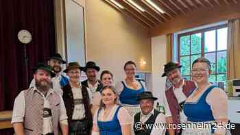 Lebensretter in Tracht: Trachtenverein Allmannsau in Lengmoos spendet Blut