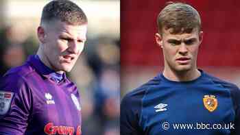Jake Eastwood and Harvey Cartwright: Grimsby Town sign goalkeepers