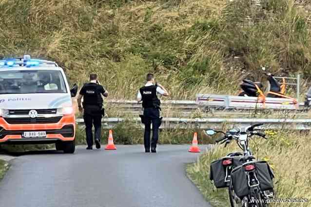 Bestuurder speedpedelec die fietser (72) in gracht zou geduwd hebben, wil “klok terugdraaien”: “Beter gewoon doorgereden”