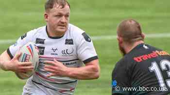 Jordan Johnstone: Castleford Tigers sign Widnes Vikings hooker on loan