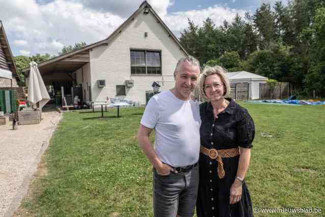 Na zware brand hopen zaakvoerders brasserie Rhodesgoed eind volgende week hun zaak te heropenen: “We bouwen een grote tent met dezelfde capaciteit”