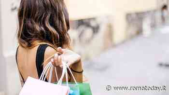 Saldi estivi 2023 a Roma. Gli orari dei centri commerciali