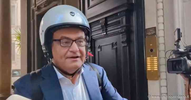 Berlusconi, il notaio Roveda lascia lo studio dopo l’apertura del testamento: “Ho un appuntamento. Non posso dire niente”