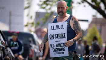 B.C. port strike talks remain deadlocked over maintenance, as fears over disruption grow