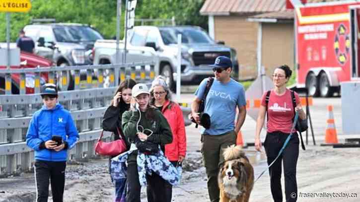 Evacuated residents returning to Quebec town where landslide killed two people