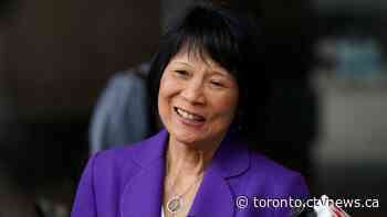 Olivia Chow focuses on housing during transition meeting