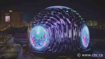 Vegas puts its newest eye-catching venue on display