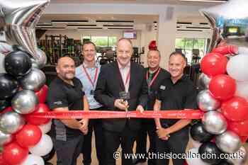 Rainham Leisure Centre opening weekend attended by 'thousands'