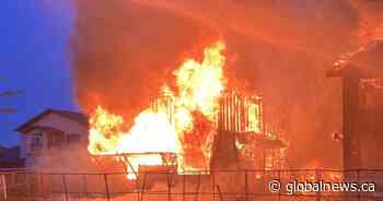 Firefighters called to west Edmonton blaze involving 2 homes under construction
