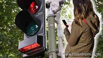 Diese Ampel können Sie nicht übersehen – nicht mal, wenn Sie aufs Handy glotzen