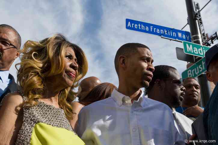 Aretha Franklin's sons battle over handwritten wills 5 years after her death