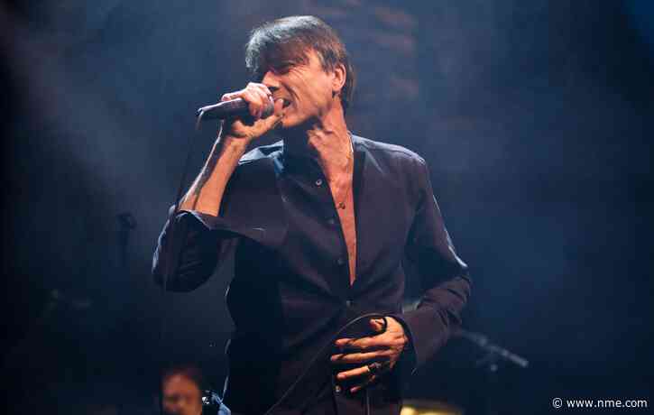 Suede remember their first gigs: “For the first three years, we just weren’t very good”