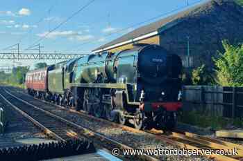 35018 British India Line passes through Kings Langley