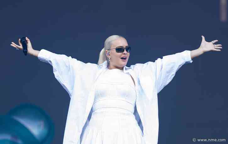 Anne-Marie’s new single ‘TRAINWRECK’ inspired by being “happier” after “toxic relationship”