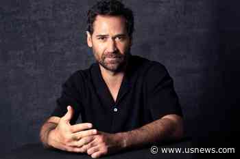 Manuel Garcia-Rulfo Settles Into Mickey Haller Character With Return of 'The Lincoln Lawyer'