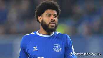 Ellis Simms: Coventry interested in signing Everton striker