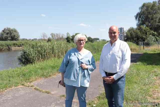 Martine (60) is terugkerende insectenplaag beu en schaart zich achter klacht bij vredegerecht: “Die knijten zijn onze vijanden”