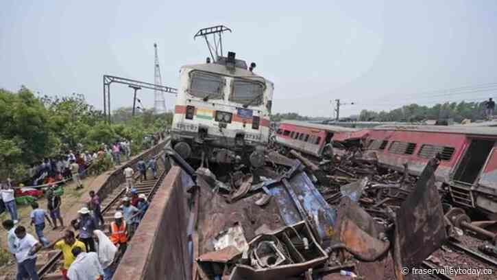 Indian authorities arrests 3 railway officials over the train crash that killed more than 290
