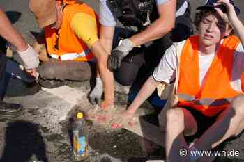 Letzte Generation blockierte Steinfurter Straße – Verkehr wieder freigegeben