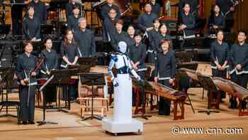 Robot Conductor Debuts With Korean Orchestra