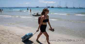 Exact time to book cheap holidays last-minute that can save you hundreds of pounds