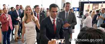 Mayor Suarez launches an artificial intelligence chatbot for his presidential campaign