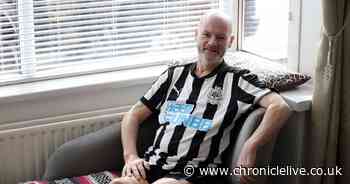 Wallsend grandad who lost his legs to diabetes completes wing walk for charity