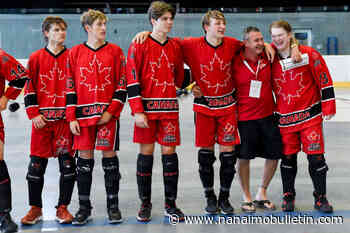 B.C. athletes become world champion ball hockey players