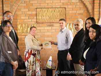 Edmonton women detained in Syria arrested on terrorism bond on return to Canada