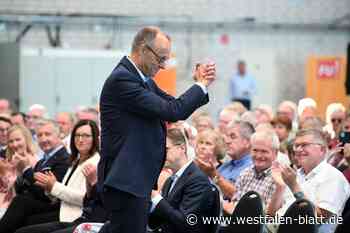 Friedrich Merz in Büren: „Hören Sie auf, jede Kritik als rechts zu diffamieren“