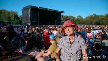Für Kerstin Schröder die Krönung: Roland Kaiser im IGA-Park Rostock