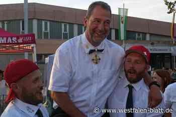 Altenbeken feiert Sven Udo Beckmann als neuen Schützenkaiser