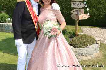 Königspaar Lorenz und Beate Risse feiert wie auf Korsika