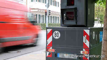 Wie schnell Autofahrer fahren dürfen, ohne dass der Blitzer auslöst