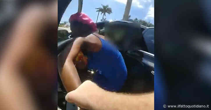 Donna afroamericana incinta sbattuta in terra e ammanettata dalla polizia: nuovo video di violenza negli Stati Uniti