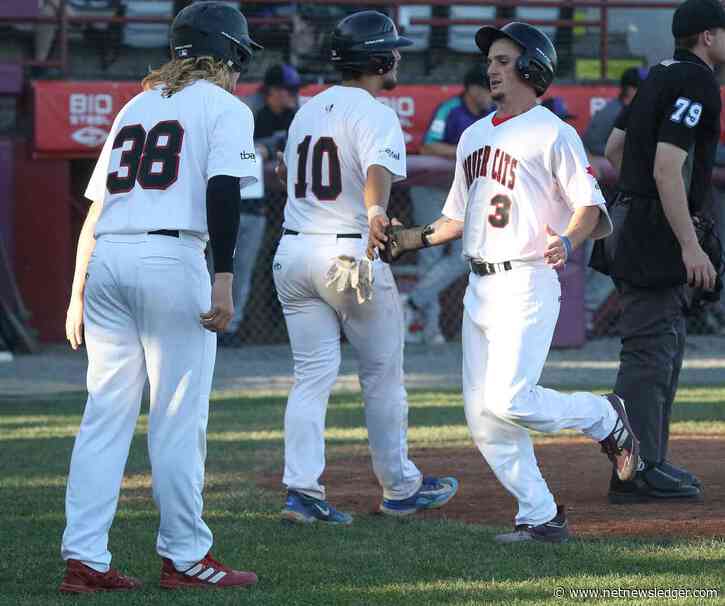 Thunder Bay Border Cats Secure Thrilling Overtime Victory against Rochester Honkers