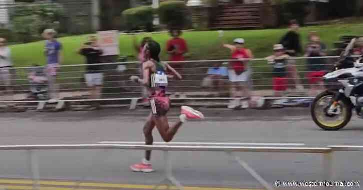 Devastating Mistake Made Seconds from Finish Line Costs Leading Runner the Race